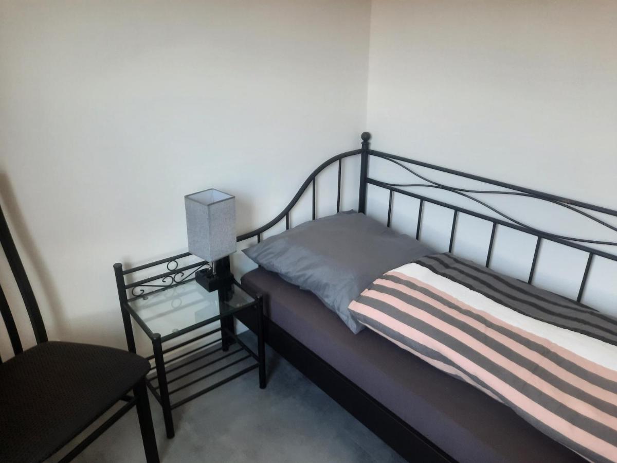 Exklusive Wohnoase Mit 3 Schlafzimmern Mwst Ausweisbar Grosser Balkon In Toller Lage Von Melsungen Exterior photo